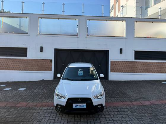 MITSUBISHI ASX 2.0 4X2 16V GASOLINA 4P AUTOMÁTICO MITSUBISHI ASX 2.0 4X2 16V GASOLINA 4P AUTOMÁTICO